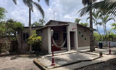 casa de venta en manta sector el aromo