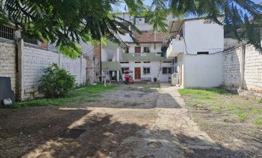 casa con terreno de venta en manta sector centro