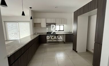 SE RENTA CASA EN CASCO VIEJO
