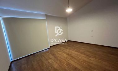 SE RENTA CASA EN CASCO VIEJO