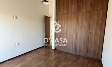 SE RENTA CASA EN CASCO VIEJO