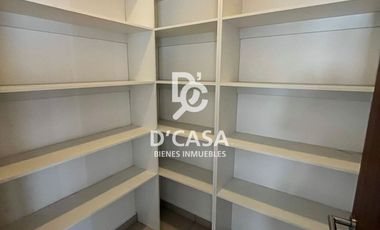 SE RENTA CASA EN CASCO VIEJO
