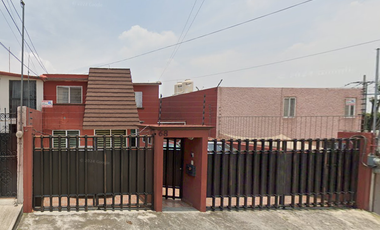 Venta de Casa con gran patio en Colonia Lomas de San Mateo, Naucalpan