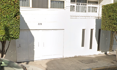 ¡Casa de Remate en Venta en La Col. Benito Juárez, Nezahualcóyotl!