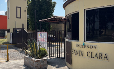 ¡Casa de Remate en Venta en Fraccionamiento Hacienda Santa Clara, Toluca!