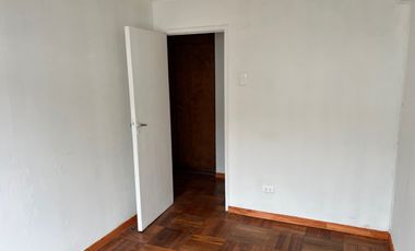 Se vende Departamento en sector Regional