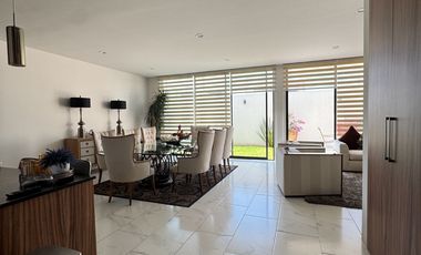 CASA EN VENTA EN LOMAS DEL MOLINO