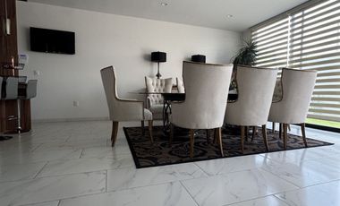 CASA EN VENTA EN LOMAS DEL MOLINO