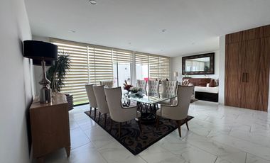 CASA EN VENTA EN LOMAS DEL MOLINO