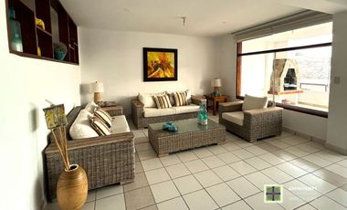 Venta Casa de Playa con Terraza y Vista al Mar | Playa Honda – 5 Dormitorios