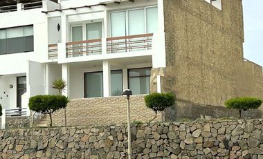 Venta Casa de Playa con Terraza y Vista al Mar | Playa Honda – 5 Dormitorios