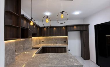 HERMOSA PROPIEDAD EN VENTA URB. PACIFICO