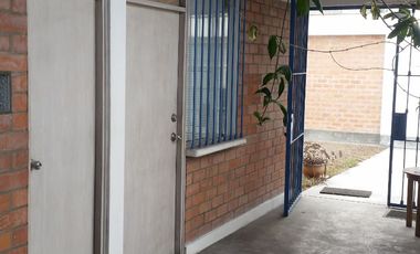 VENTA CASA COMO TERRENO - SURCO