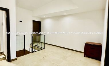 Casa en Renta Fracc Lomas del Santuario $ 35,000,000. Mensuales.