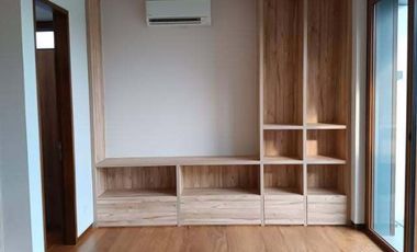 House and Lot for Sale in Alabang West Village at Las Piñas City