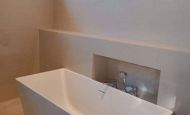 House and Lot for Sale in Alabang West Village at Las Piñas City
