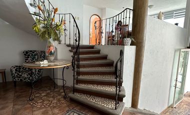 Casa en Venta Muy Amplia y con Excelente Ubicación