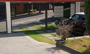 Hermosa Casa en Venta en Bosques del Lago