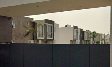 Casa en Venta en Fraccionamiento Oberoi, San Francisco Ocotlán Puebla JP