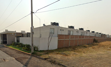 Casa en Venta en Fraccionamiento Oberoi, San Francisco Ocotlán Puebla JP