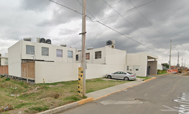 Casa en Venta en Fraccionamiento Oberoi, San Francisco Ocotlán Puebla JP