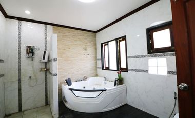 Luxury 4-Bedroom, 5-Bath Modern Home for Sale in Nong Khai, Thailand – 664 Sq. M.