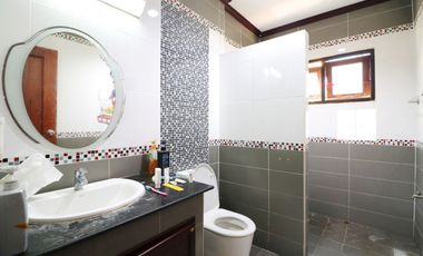 Luxury 4-Bedroom, 5-Bath Modern Home for Sale in Nong Khai, Thailand – 664 Sq. M.