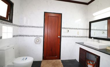 Luxury 4-Bedroom, 5-Bath Modern Home for Sale in Nong Khai, Thailand – 664 Sq. M.