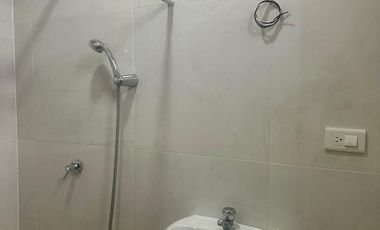 DEPARTAMENTO DE 3 HAB. 2 BAÑOS EN CDLA. MOREJON ALMEIDA ATRAS DE MALL DEL SUR
