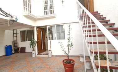 DEPARTAMENTO EN PLANTA BAJA CON ESTACIONAMIENTO