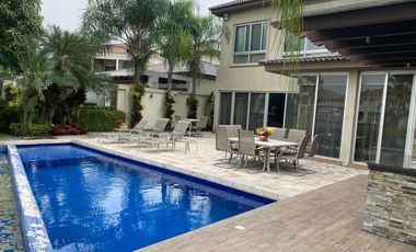 Venta de casa en Samborondon