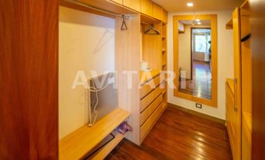 Casa en Venta en Altos de la Granda Centeno – Exclusiva, Amplia y con Piscina