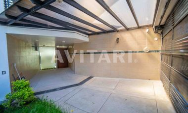 Casa en Venta en Altos de la Granda Centeno – Exclusiva, Amplia y con Piscina