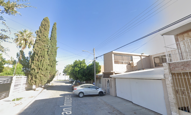 Casa en Remate cerca a Club Deportivo Campestre en Torreón, Coahuila