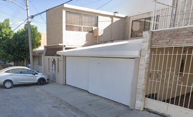 Casa en Remate cerca a Club Deportivo Campestre en Torreón, Coahuila