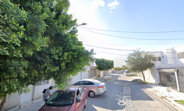 Casa en Remate cerca a Club Deportivo Campestre en Torreón, Coahuila