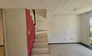 CASA EN CONDOMINIO EN VENTA 3 RECÁMARAS 1 BAÑO 1 AUTO LOS SAUCES TOLUCA