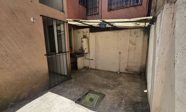 CASA EN CONDOMINIO EN VENTA 3 RECÁMARAS 1 BAÑO 1 AUTO LOS SAUCES TOLUCA