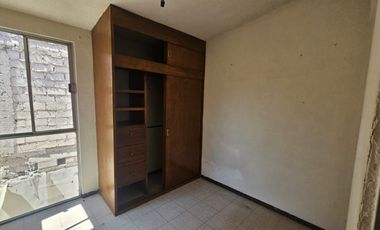 CASA EN CONDOMINIO EN VENTA 3 RECÁMARAS 1 BAÑO 1 AUTO LOS SAUCES TOLUCA