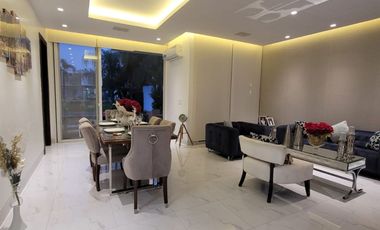 En alquiler lujosa y moderna casa amoblada vista al lago en Isla Mocoli, via a Samborondon