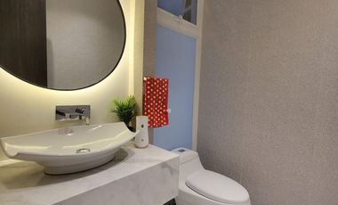 En alquiler lujosa y moderna casa amoblada vista al lago en Isla Mocoli, via a Samborondon