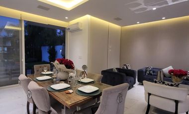 En alquiler lujosa y moderna casa amoblada vista al lago en Isla Mocoli, via a Samborondon