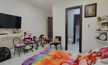 En alquiler lujosa y moderna casa amoblada vista al lago en Isla Mocoli, via a Samborondon