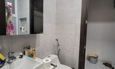 En alquiler lujosa y moderna casa amoblada vista al lago en Isla Mocoli, via a Samborondon