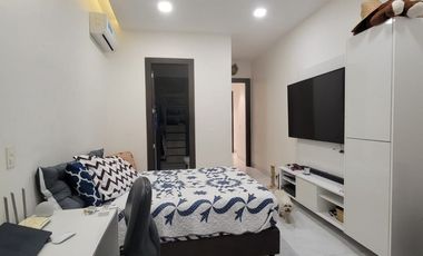 En alquiler lujosa y moderna casa amoblada vista al lago en Isla Mocoli, via a Samborondon