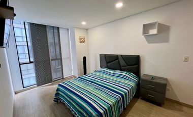 Apto Amoblado fresco y amplio 2 BDR 2 BATH en emblamatica edificacion junto a los centros comerciales