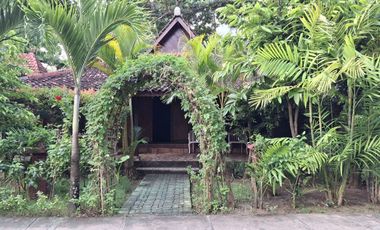 Hotel Resort di Ujung Genteng Sukabumi, Jawa Barat dengan view pantai