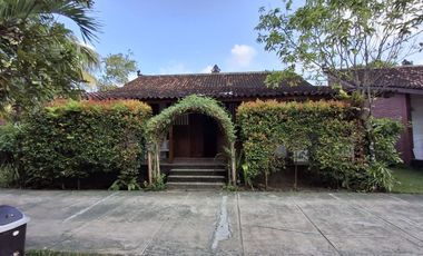 Hotel Resort di Ujung Genteng Sukabumi, Jawa Barat dengan view pantai