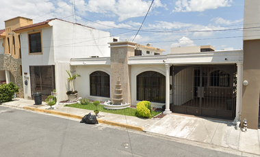Casa en Venta cerca a plaza la Silla en Torre Molinos, Monterrey Nuevo León