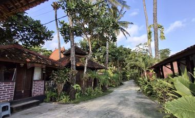 Hotel Resort di Ujung Genteng Sukabumi, Jawa Barat dengan view pantai